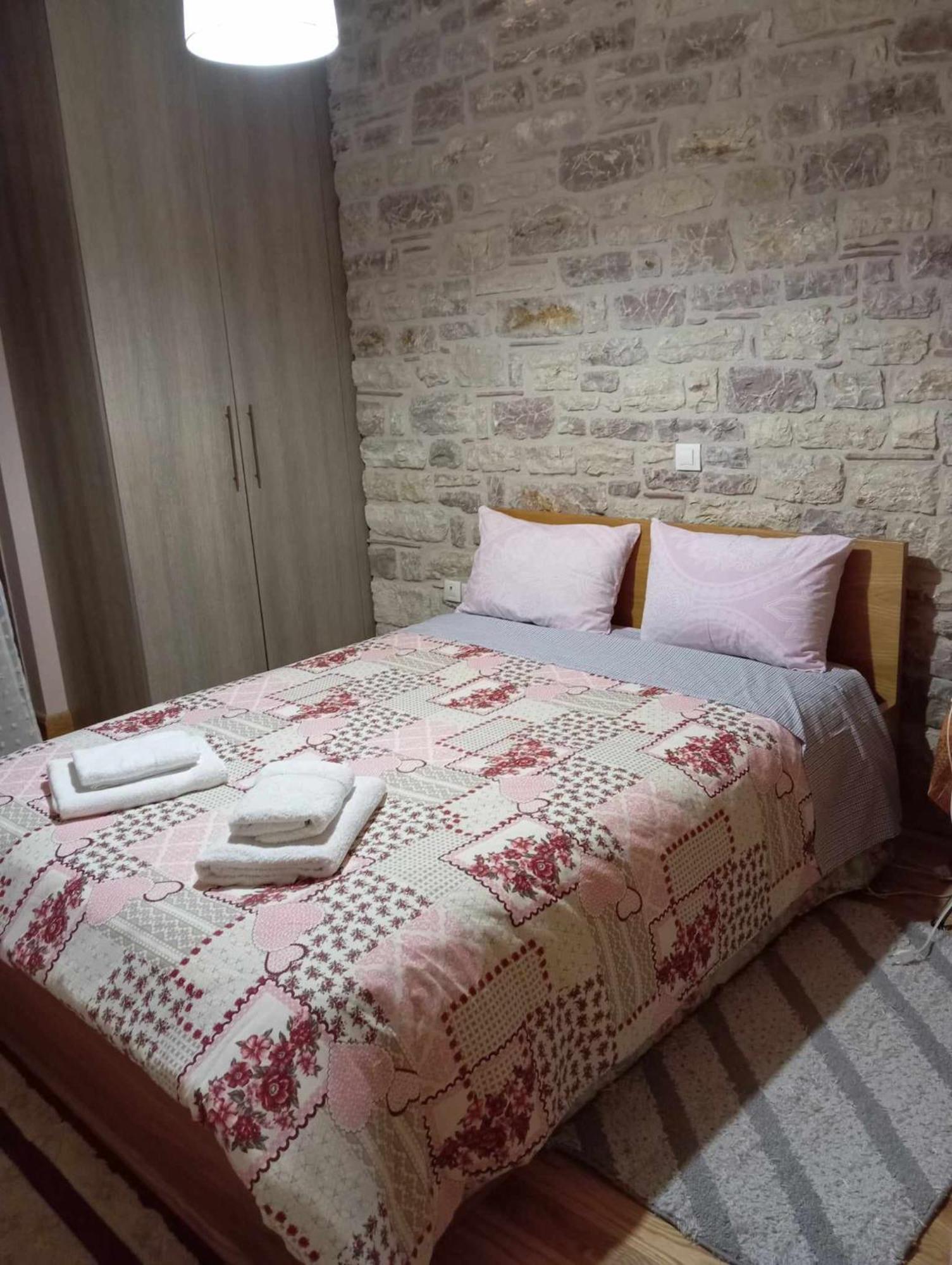 Sunset Apartment Rodhina Bagian luar foto